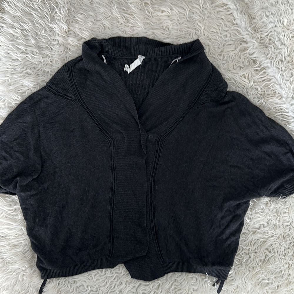 Lululemon Button Closure Short Sleeve Wrap Cardigan Adjustable Cinch Sweater